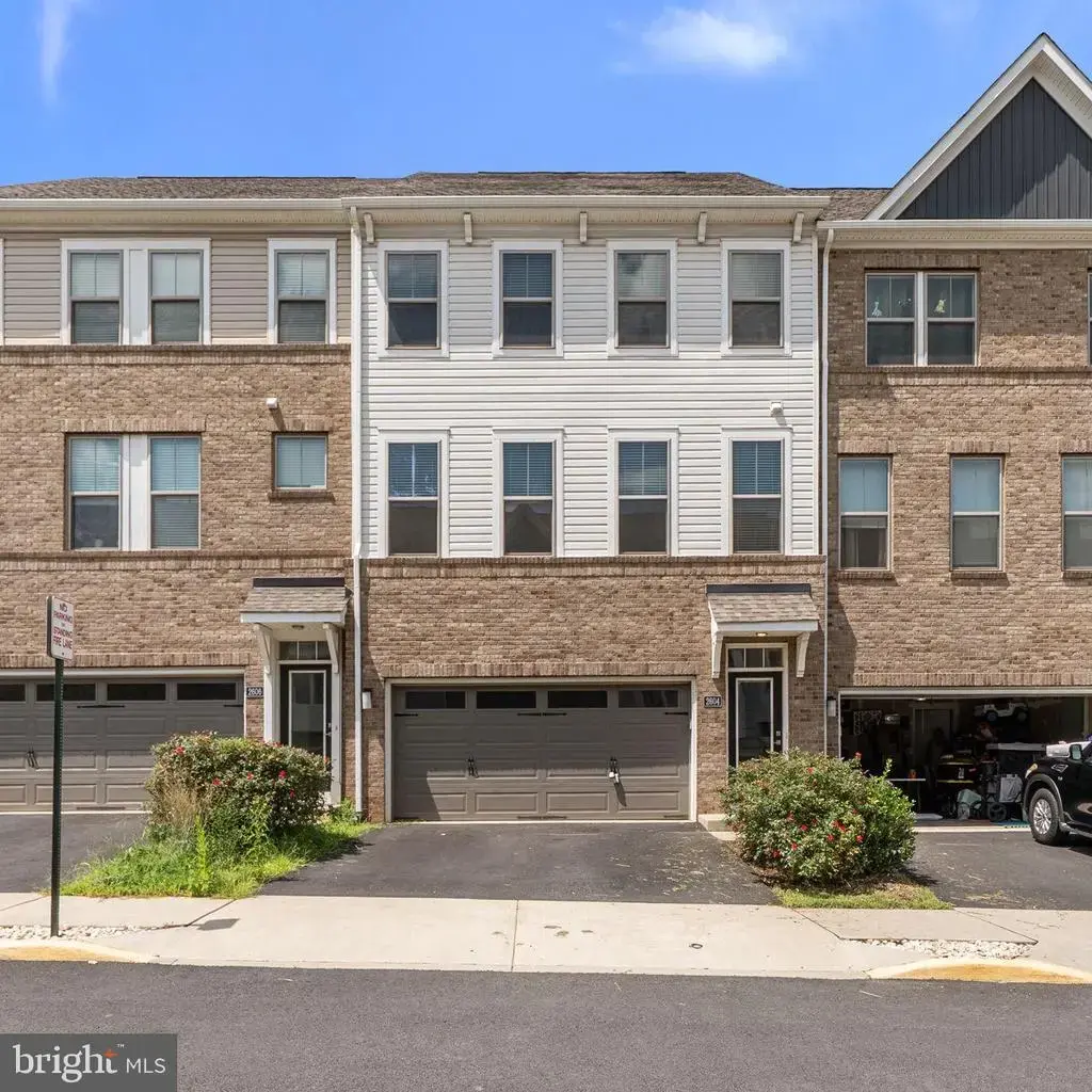 2604 Loganberry Dr, HERNDON