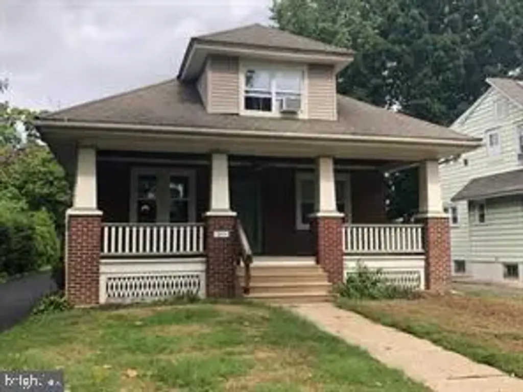 269 W Kings Hwy, AUDUBON