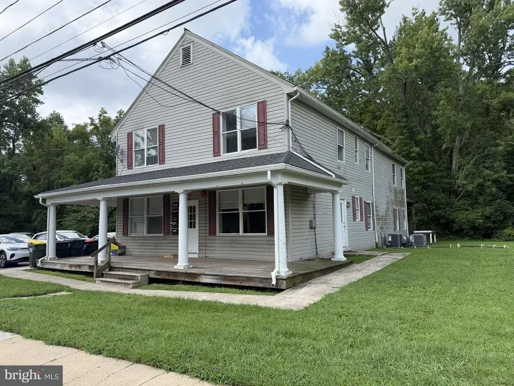 203 New London Rd #4, NEWARK