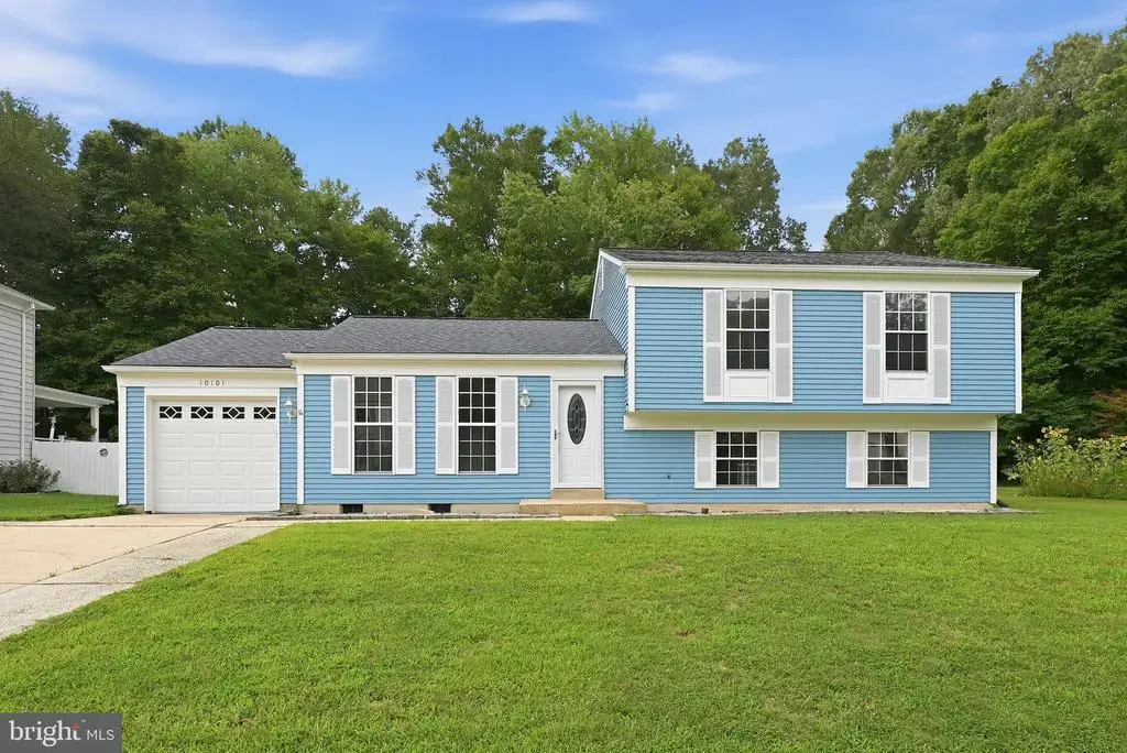 10101 Madronawood Dr, LAUREL