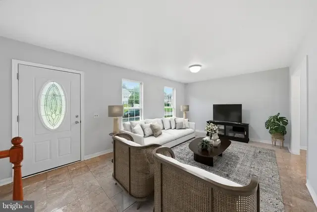 10101 Madronawood Dr, Laurel
