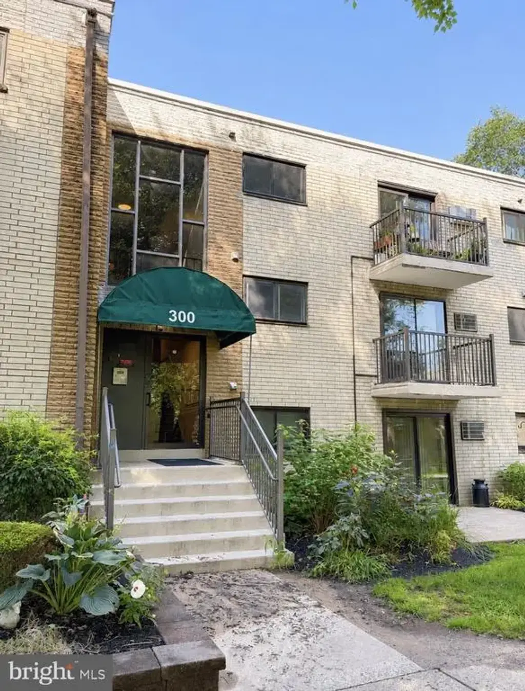 1575 W Street Rd #327, WARMINSTER