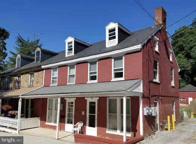 102-104 Church St, Glen Rock