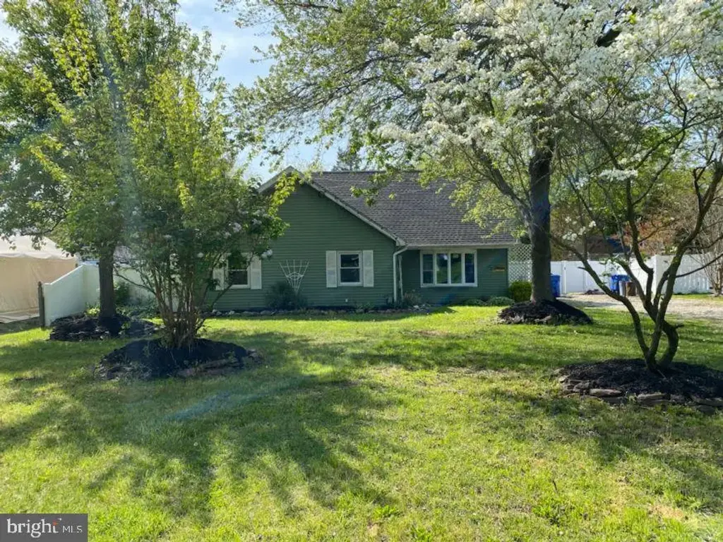 75 N Locust Ave, MARLTON