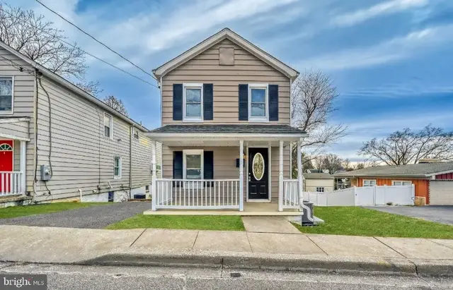 77 S Center St, Westminster
