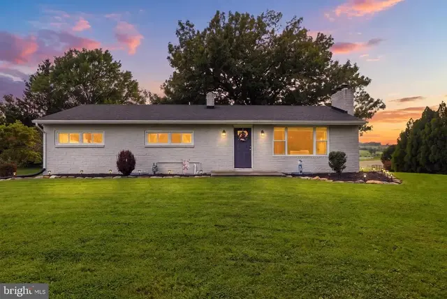 557 Chestnut Hill Rd, York