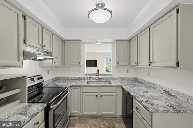16 Oak St, Phoenixville