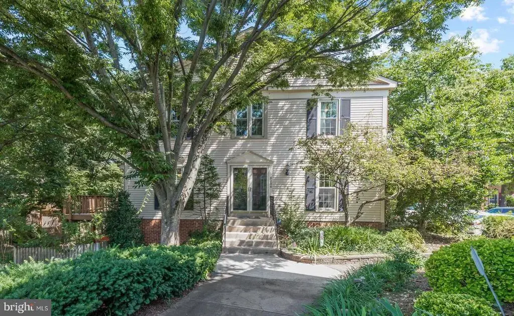 6154 Wellington Commons Dr, ALEXANDRIA
