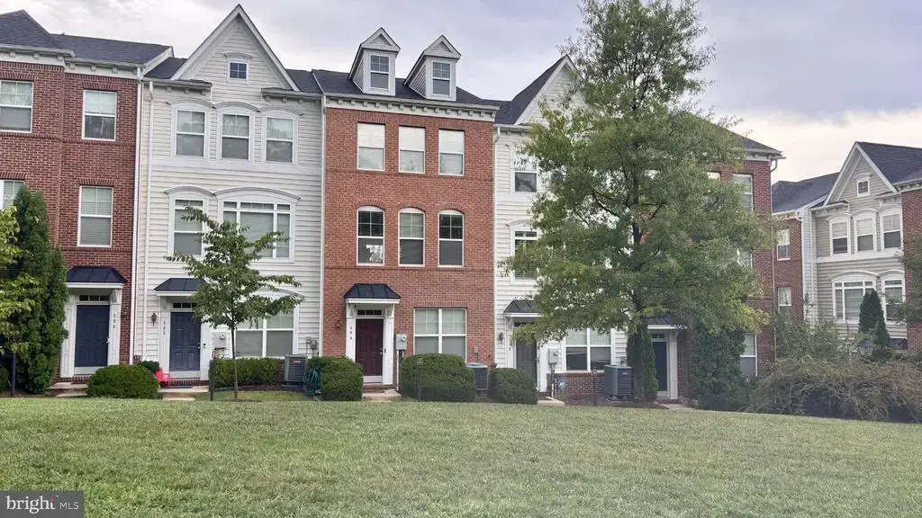 504 Ne Ava Way Ne, WASHINGTON