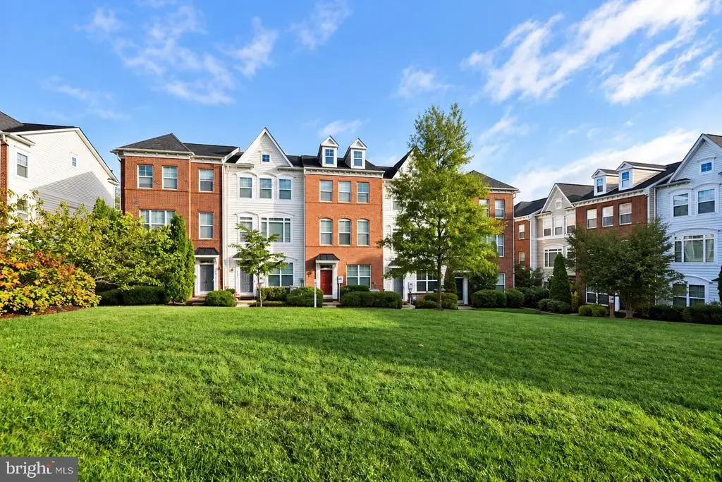 504 Ne Ava Way Ne, WASHINGTON