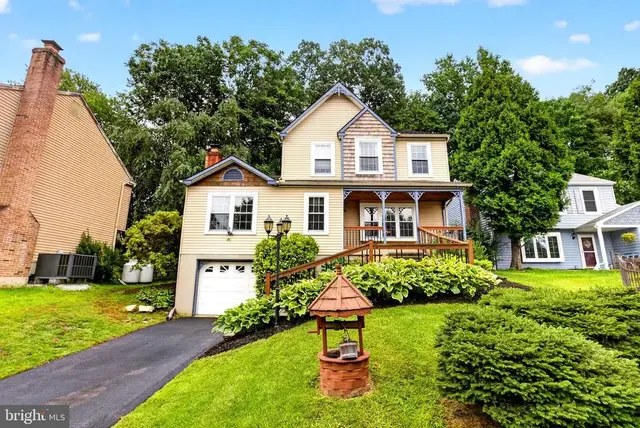 1658 Hemlock Cir, Downingtown