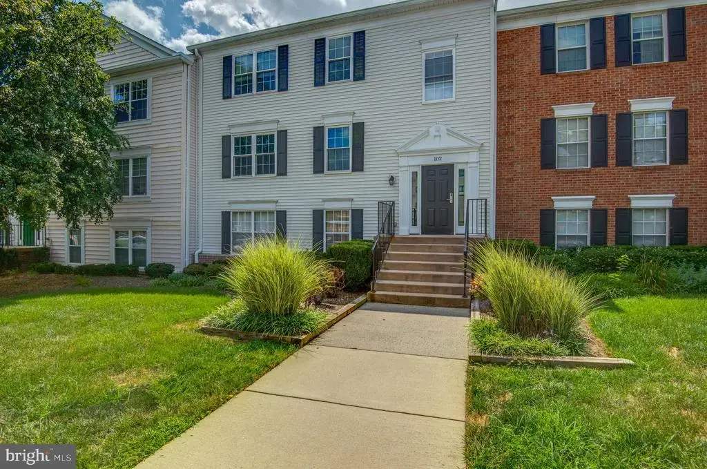 102 Prosperity Ave Se #e, LEESBURG