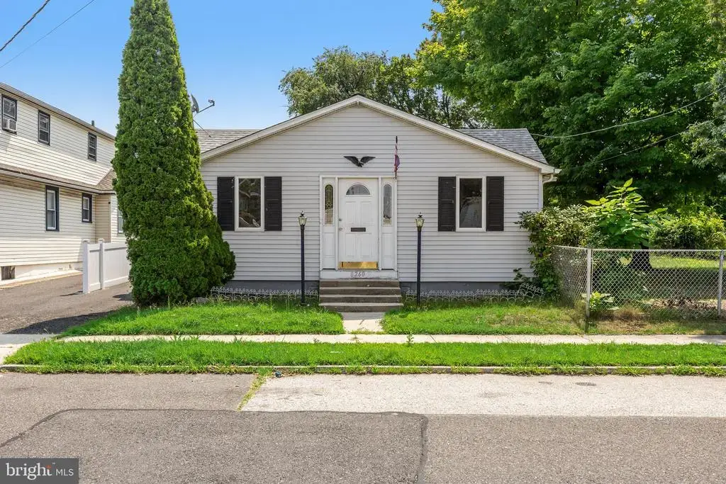8260 Balfour Rd, PENNSAUKEN