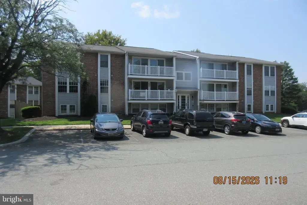 301 Palmspring Dr #7, GAITHERSBURG