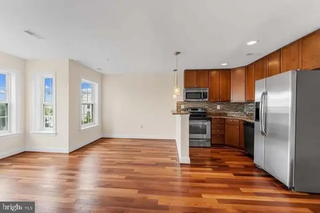 911 Kennedy St Nw #13, WASHINGTON
