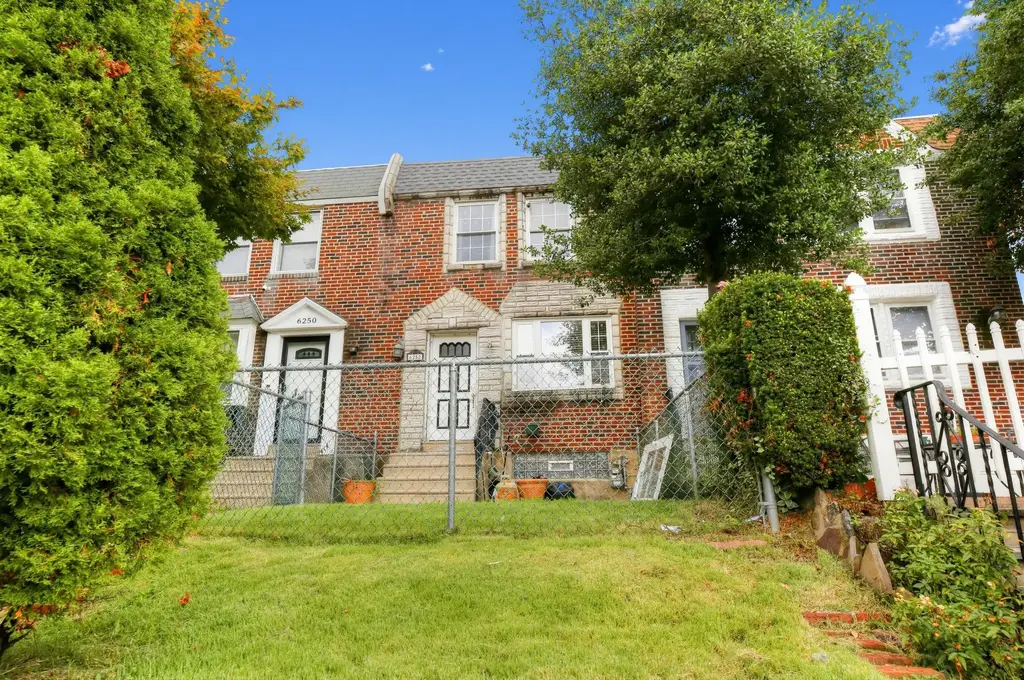 6252 Walker St, PHILADELPHIA