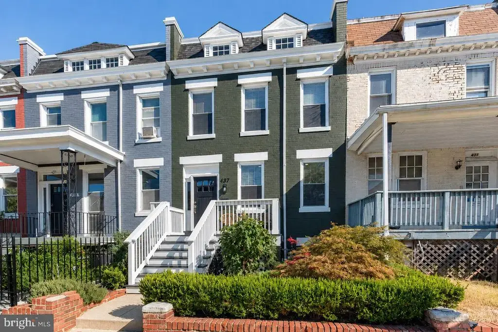 437 Kenyon St Nw, WASHINGTON