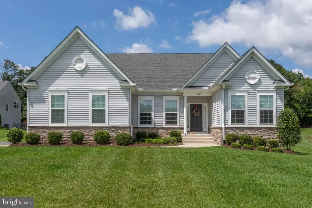 207 Liberty Hall Dr, FREDERICKSBURG