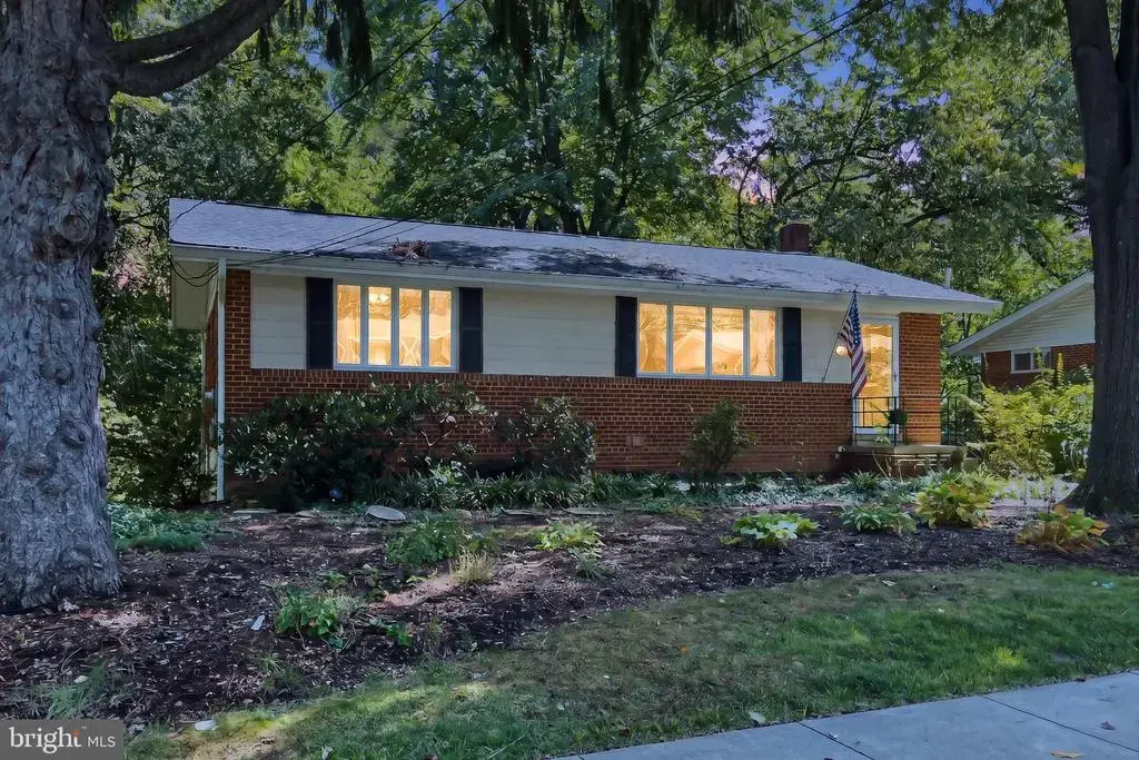 3523 Jean St, FAIRFAX