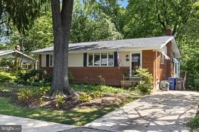 3523 Jean St, Fairfax