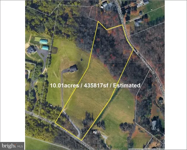 111 Stone Mill Rd, Hummelstown