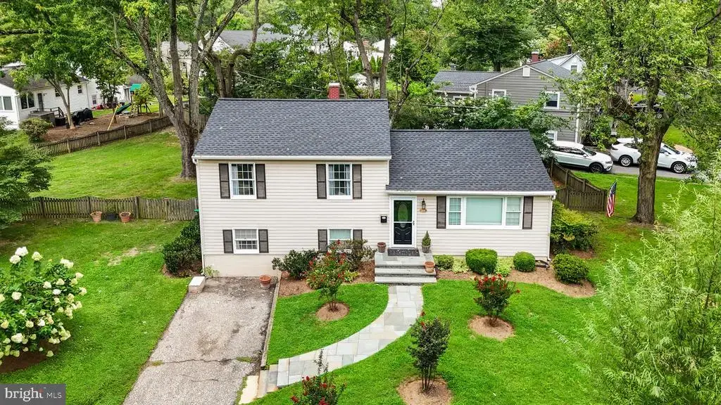 200 Hollyberry Rd, SEVERNA PARK