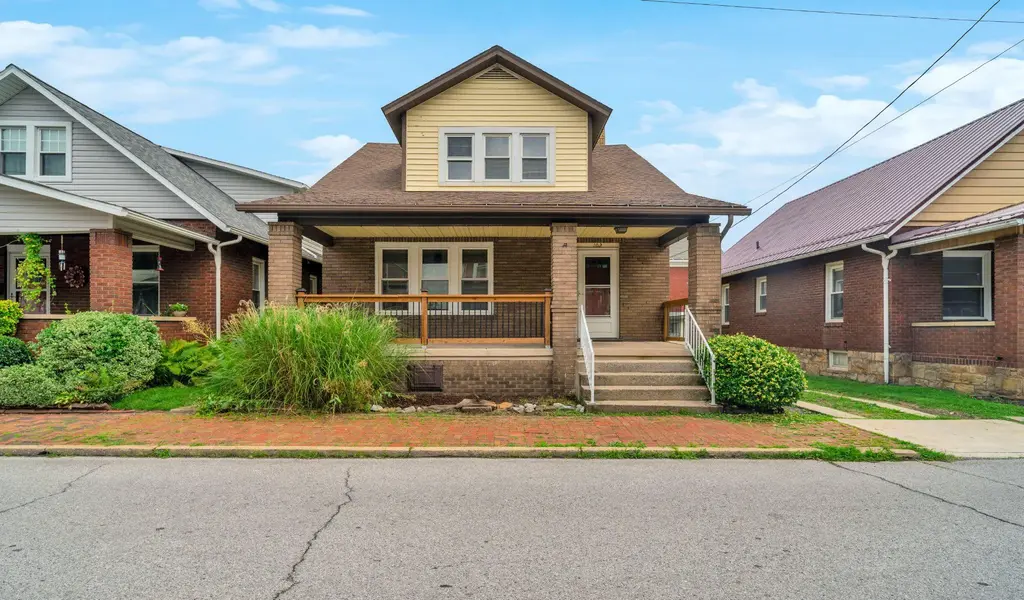 102 9th St, TYRONE