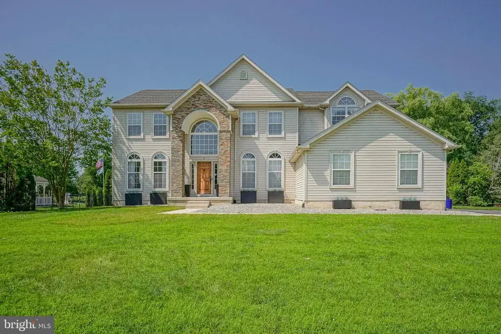 8 Wagon Rd, LUMBERTON