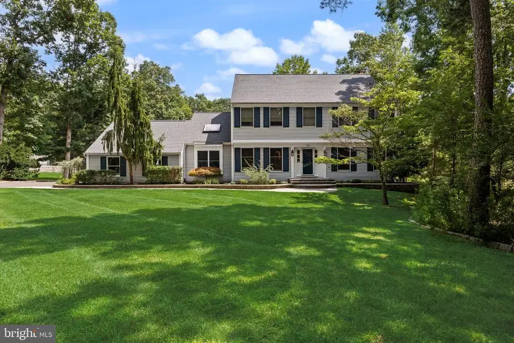 6 Cobblestone Ln, SHAMONG