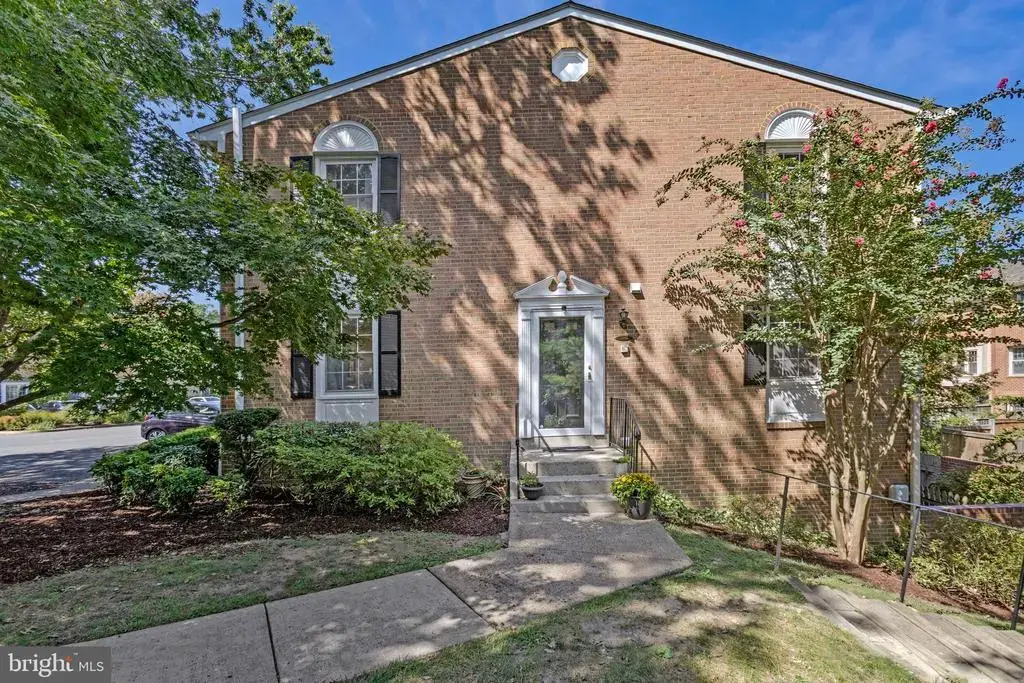2655 Centennial Ct, ALEXANDRIA