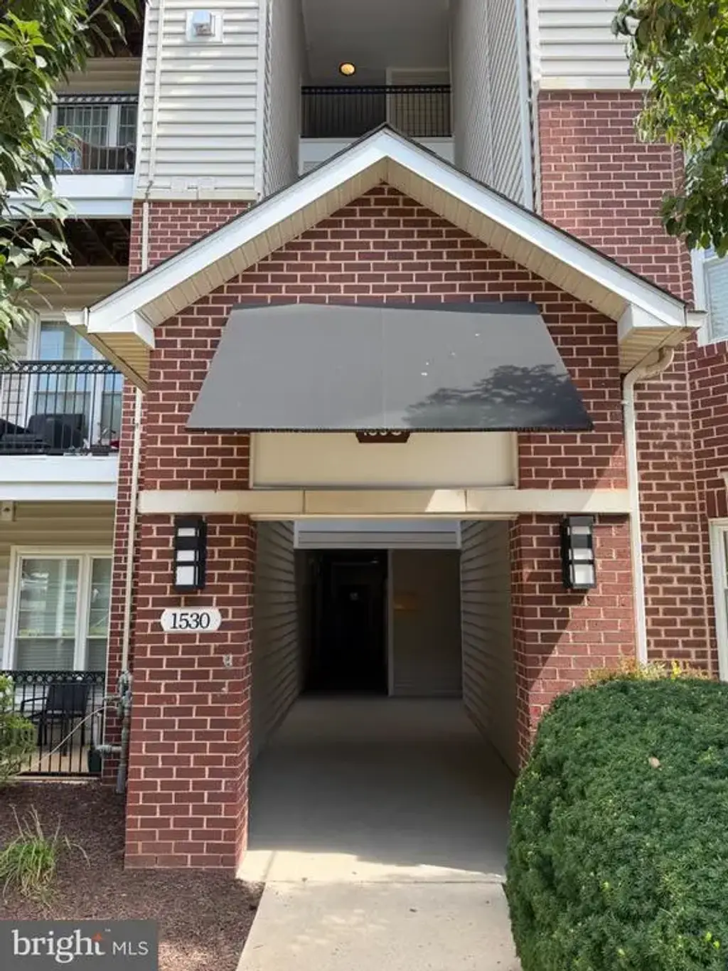 1530 Spring Gate Dr #9104, MCLEAN