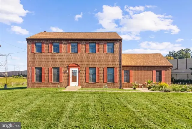 735 E Township Line Rd, Blue Bell
