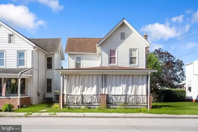 636 3rd, Hanover