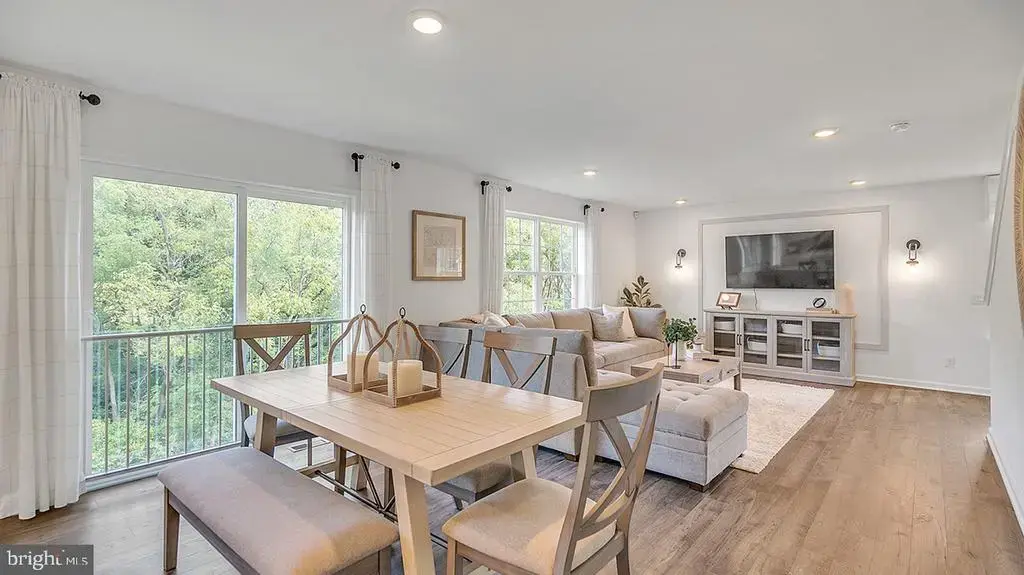 333 Monterey Dr, EGG HARBOR TOWNSHIP