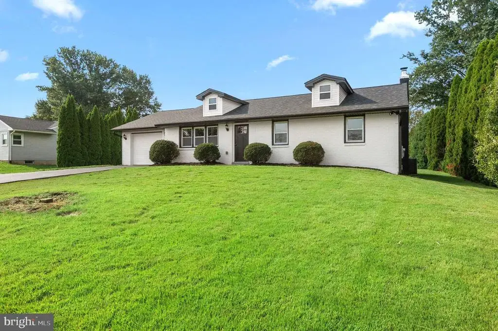 14 Cowpath Rd, SOUDERTON