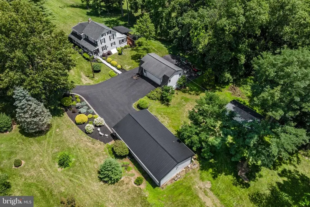 321 Ridge Ave, EPHRATA