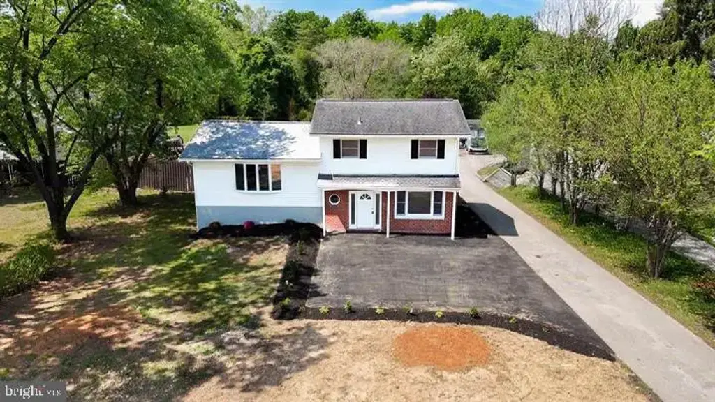 1528 Matthews Town Rd, HANOVER