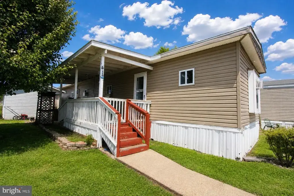 41 Anita Dr, STAFFORD