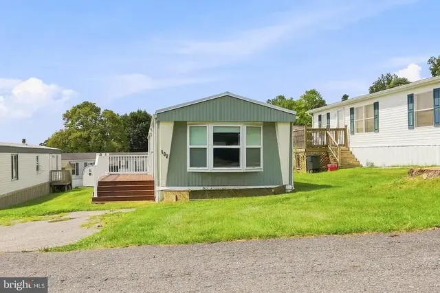 102 Hideaway Ln, Honey Brook
