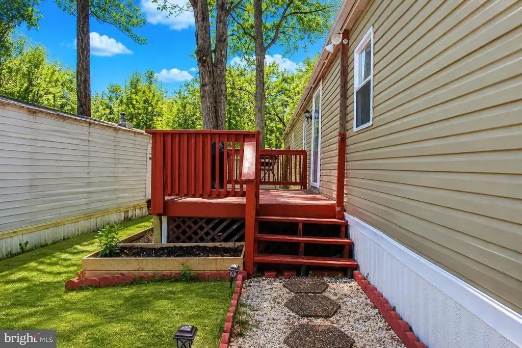 57 Serenity Ln, STAFFORD