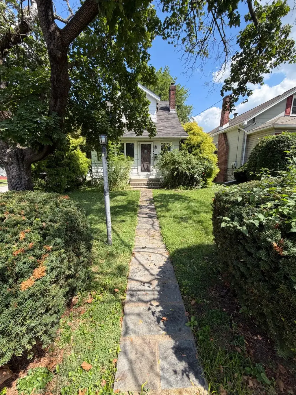 2149 Maplewood Ave, ABINGTON