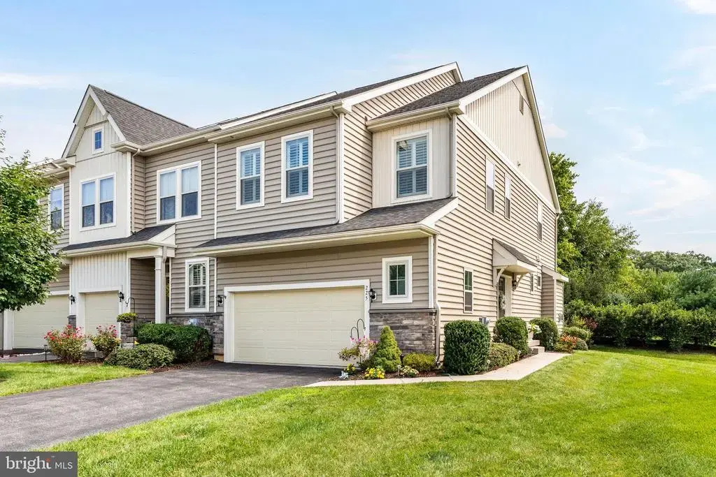 225 Kestrel Ct, KENNETT SQUARE