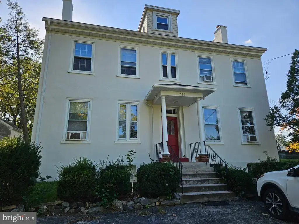 211 S Henderson Road #4, KING OF PRUSSIA