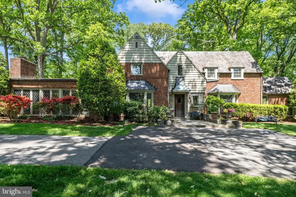 10601 Sweetbriar Pkwy, SILVER SPRING