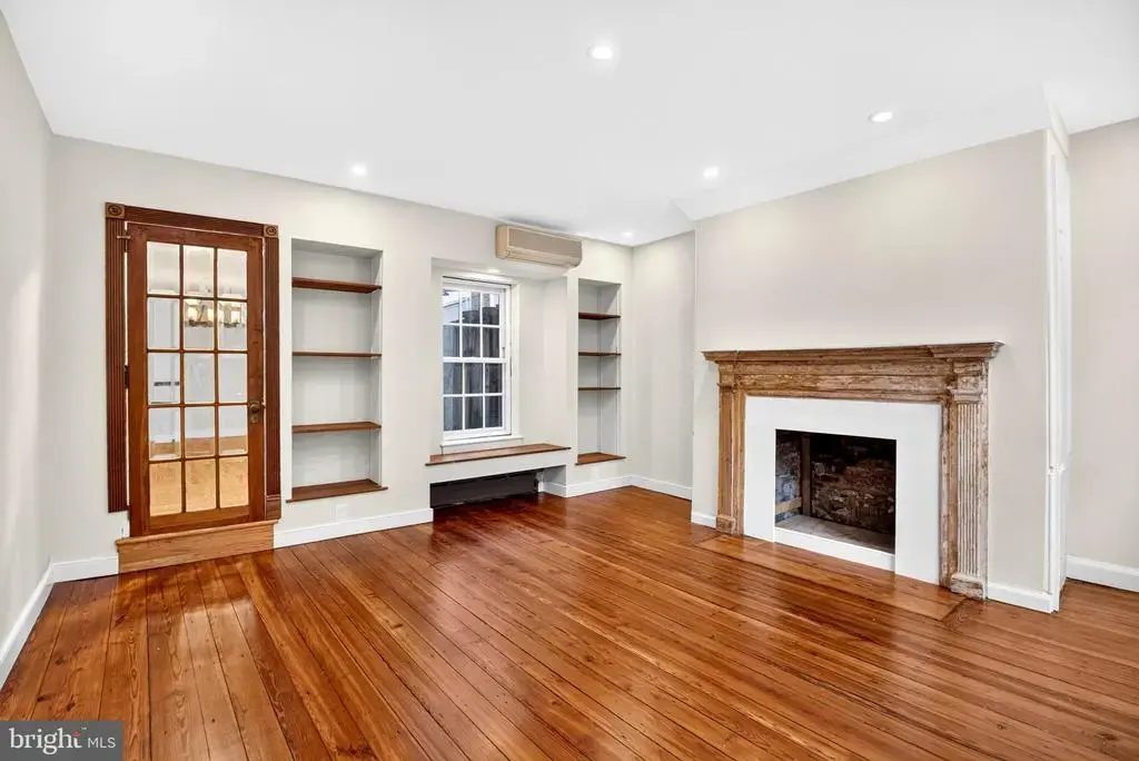 108 Kenilworth St, PHILADELPHIA