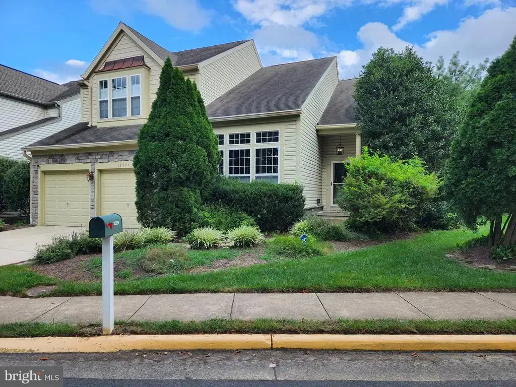 12525 Fox View Way, RESTON