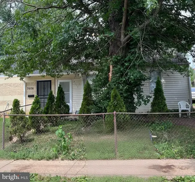 7608 Oxman Rd, Landover