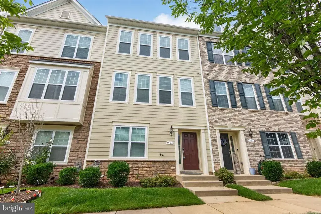 9904 Wood Edge Way, LANHAM