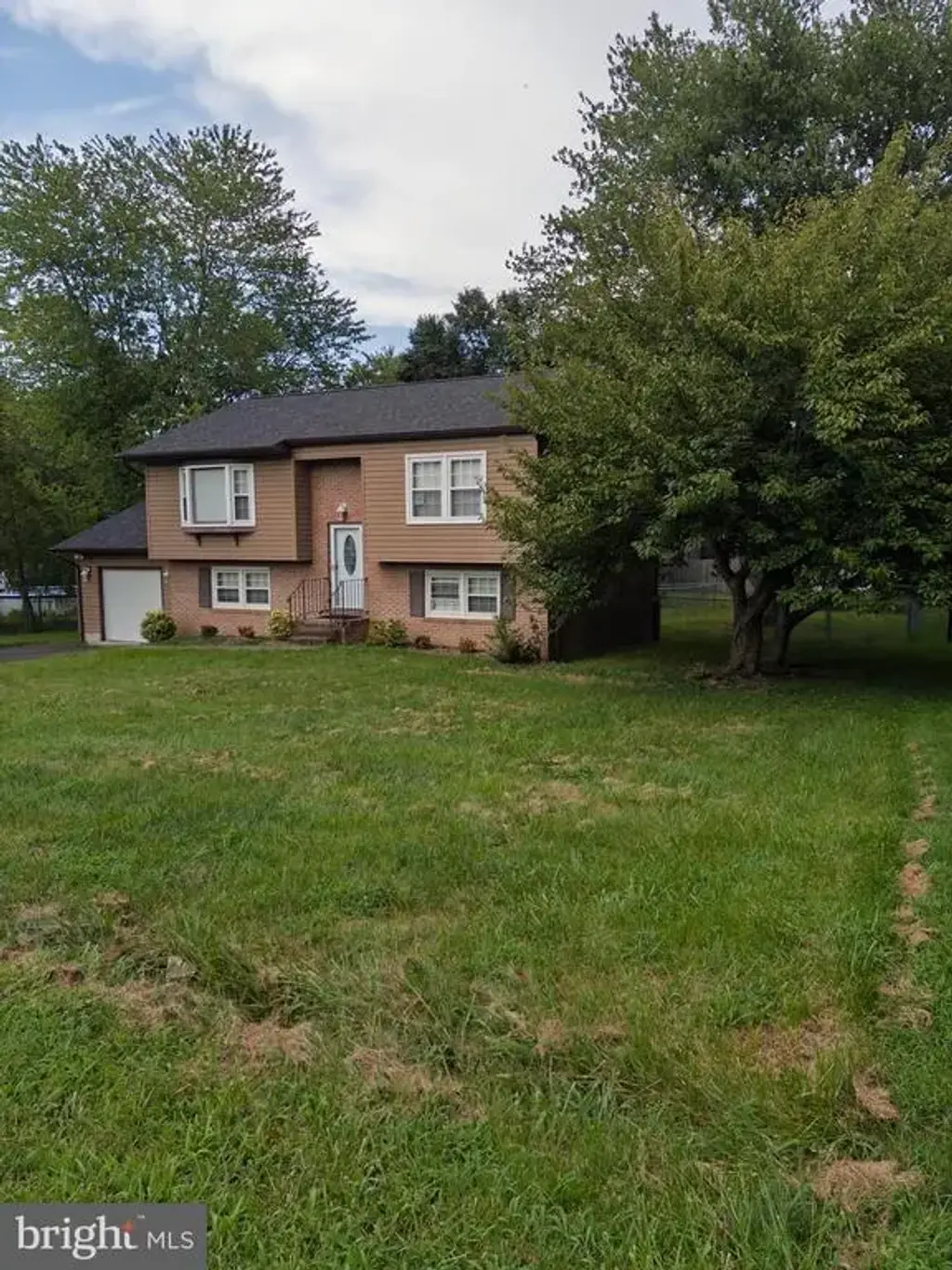 1411 Milestone Dr, FREDERICKSBURG