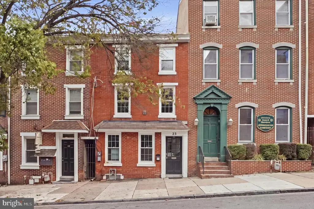 23 W Airy St, NORRISTOWN